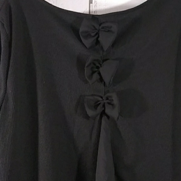 CL. Shang Black Ribbed Blouse, Three Bows. Ruffles - Picture 5 of 6